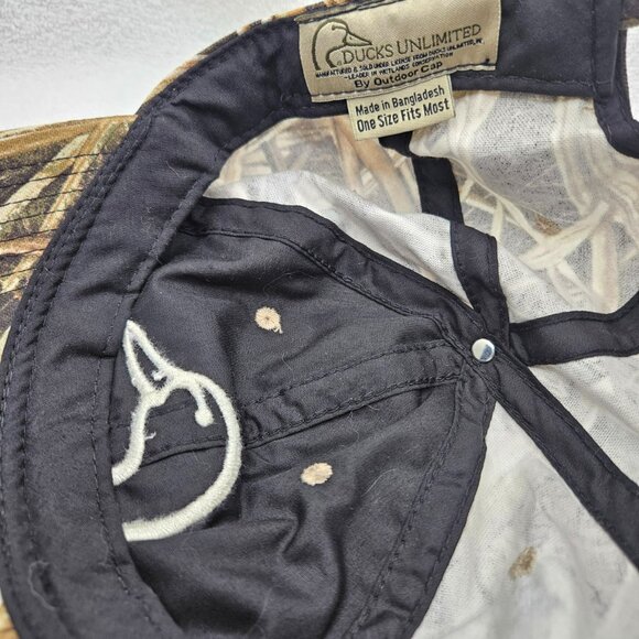 Ducks Unlimited Camo Hat Outdoor Strapback Cap Duck Head Logo Adjustable Hunting - Picture 5 of 6